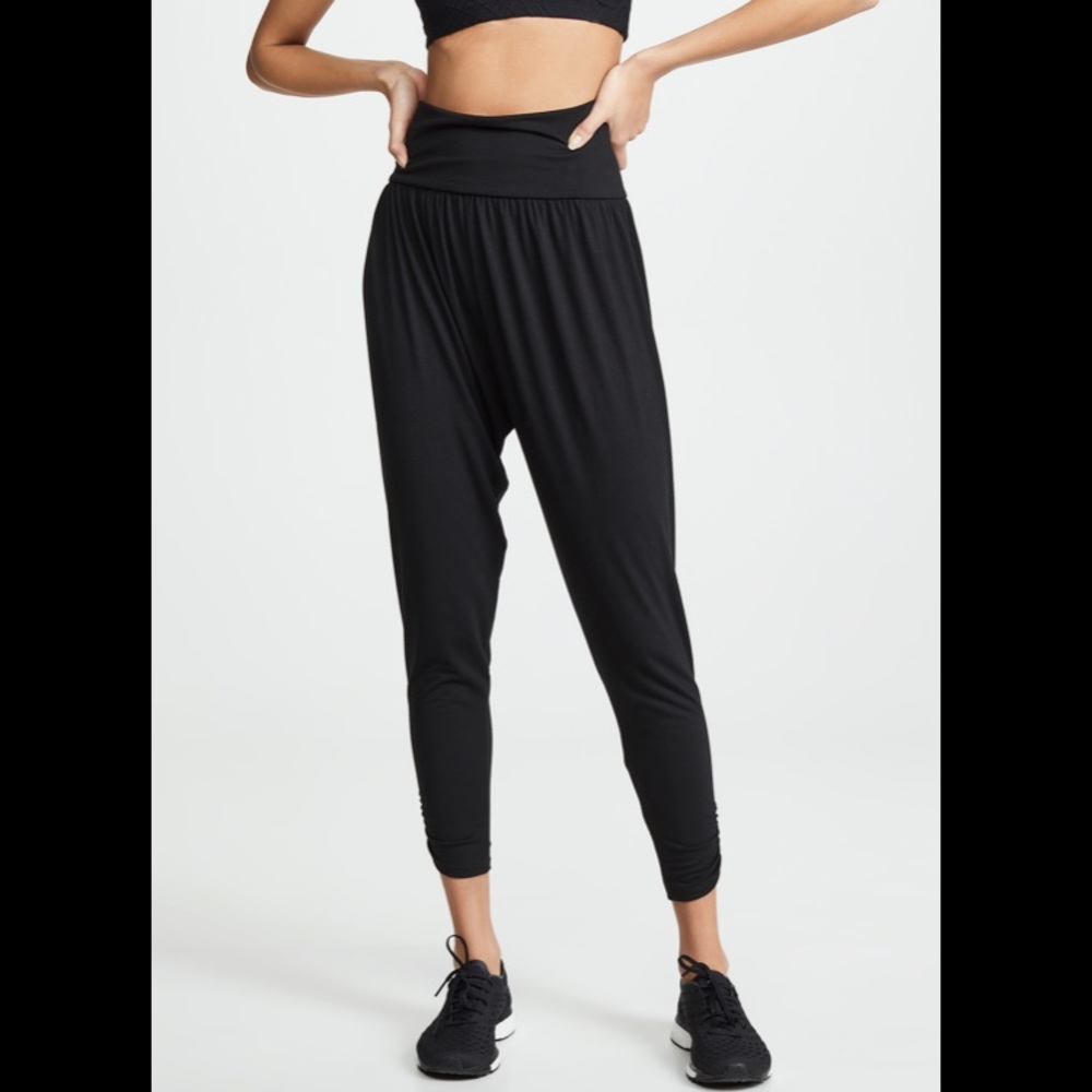 Onzie * harem yoga lounge pant